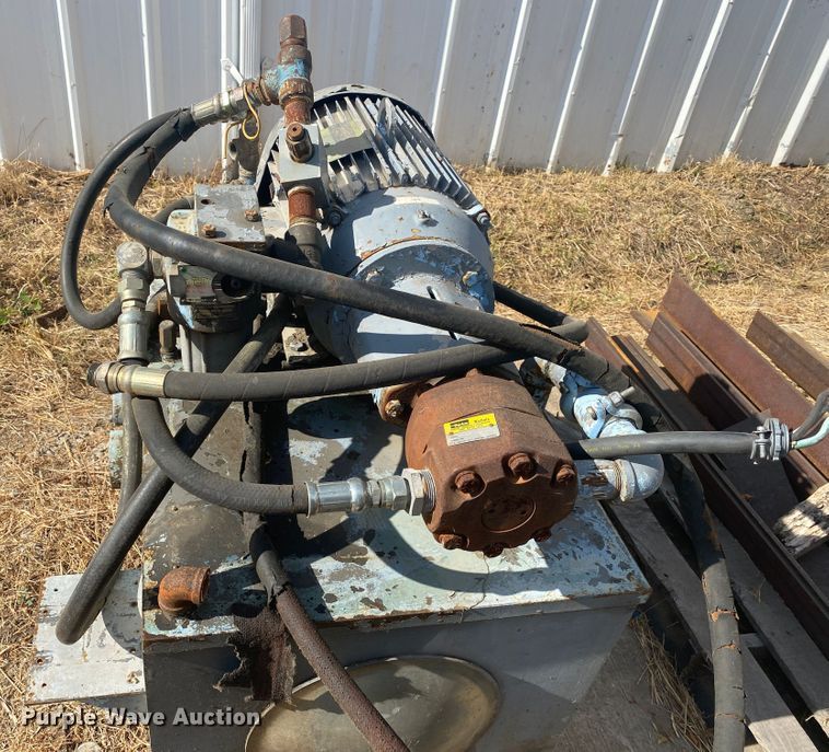 image for item JA9176 Hydraulic press