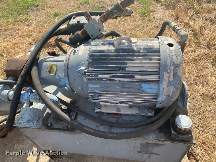 image for item JA9176 Hydraulic press