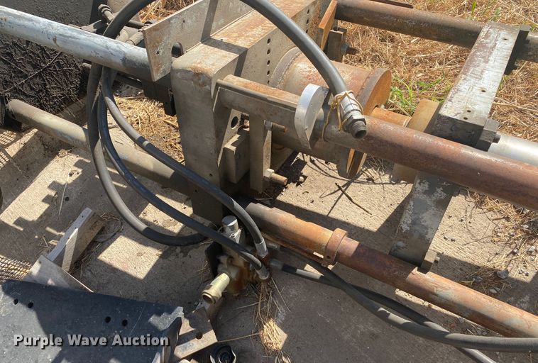 image for item JA9176 Hydraulic press