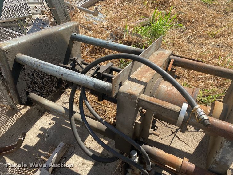 image for item JA9176 Hydraulic press