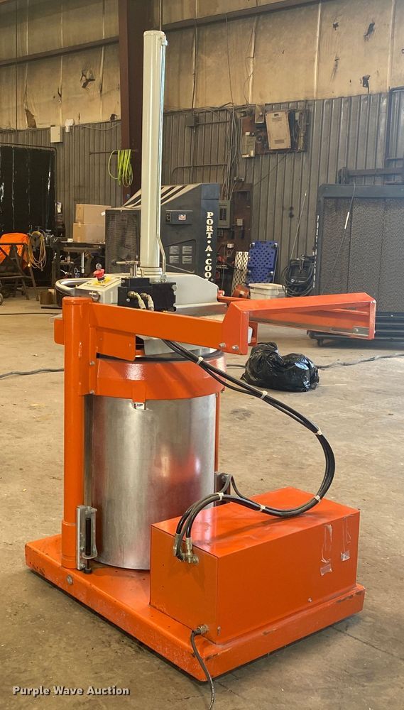 image for item JA9177 Orwak 5030-B  refuse compactor