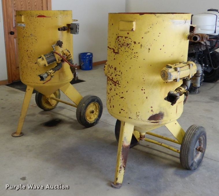 image for item JA9198 (2) Clemco sandblast pots