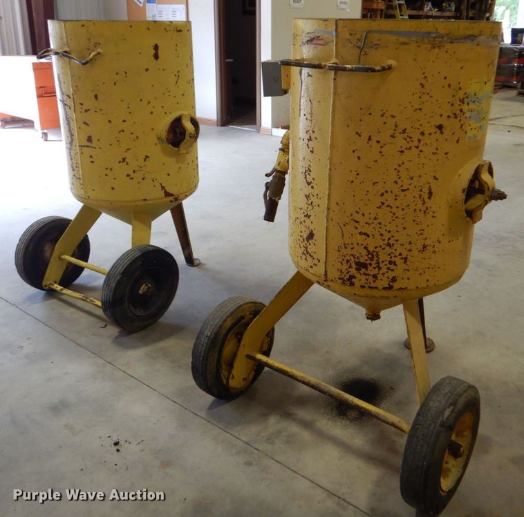 image for item JA9198 (2) Clemco sandblast pots