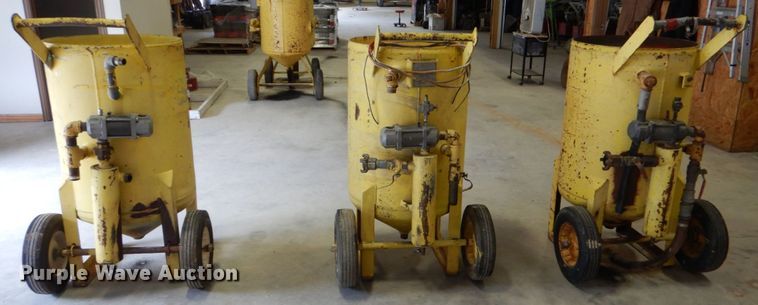 image for item JA9199 (3) Schmidt sandblast pots