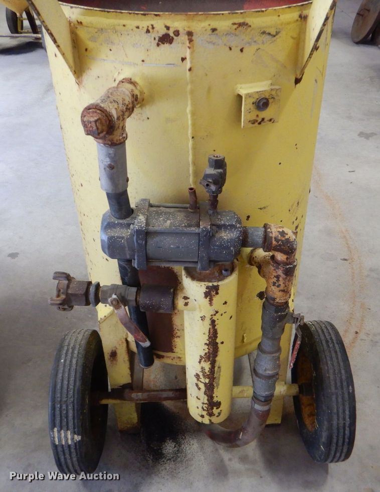 image for item JA9199 (3) Schmidt sandblast pots