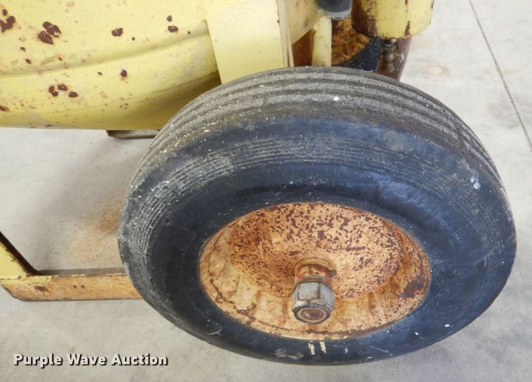 image for item JA9199 (3) Schmidt sandblast pots