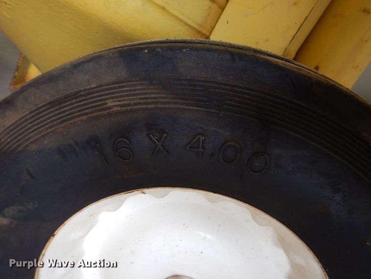 image for item JA9199 (3) Schmidt sandblast pots