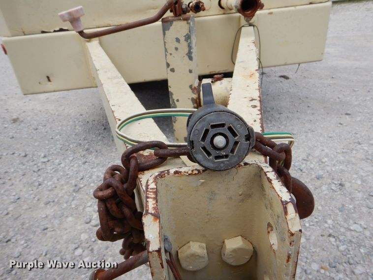 image for item JA9200 1995 Ingersoll Rand P375WD  air compressor