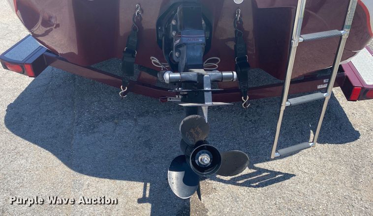 image for item JA9205 2013 Tahoe  boat