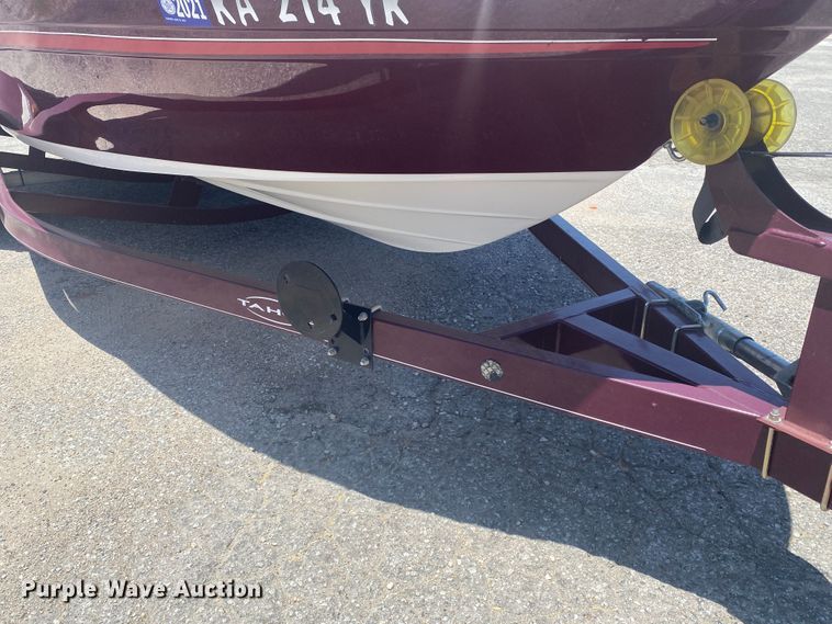 image for item JA9205 2013 Tahoe  boat