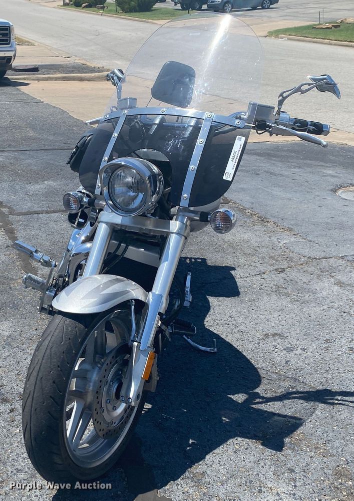 image for item JA9206 2005 Honda VTX1800F1  motorcycle