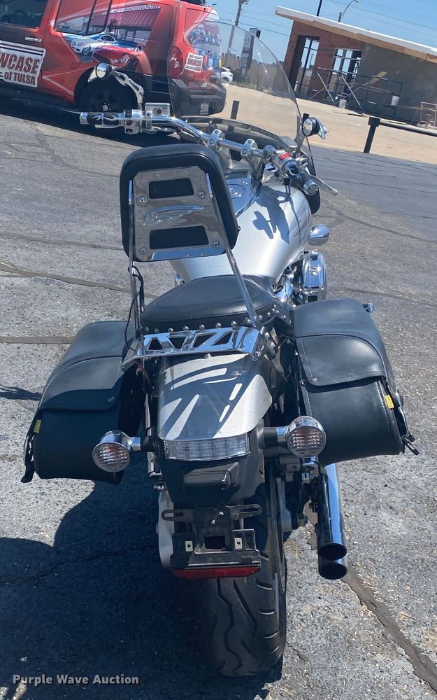 image for item JA9206 2005 Honda VTX1800F1  motorcycle