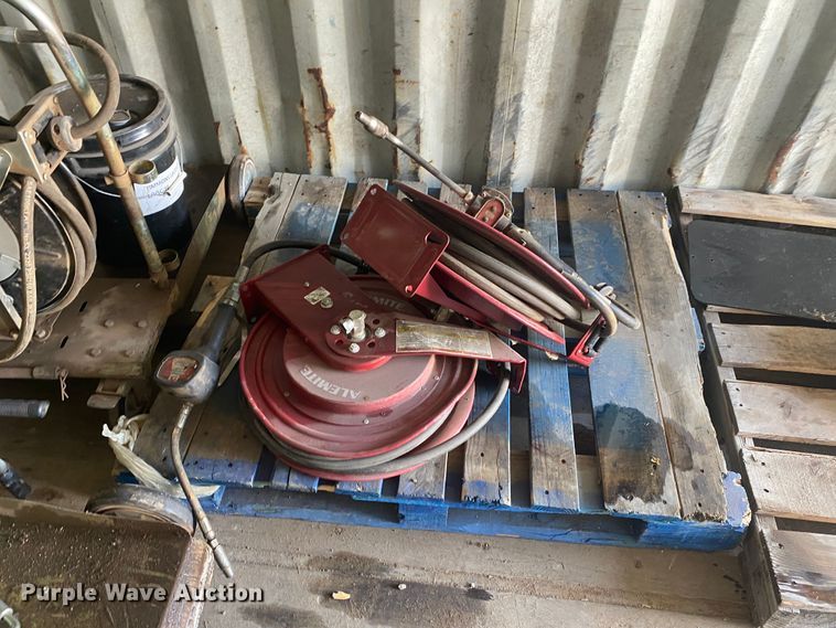 image for item JA9257 Storage container