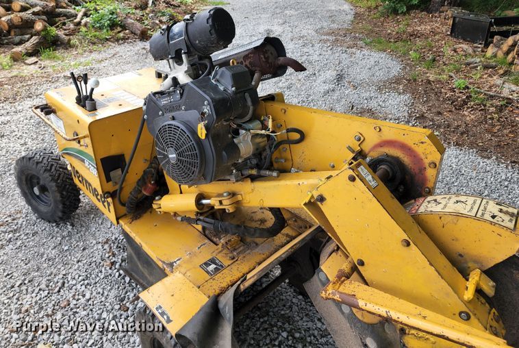 image for item JA9852 Vermeer SC252  stump grinder