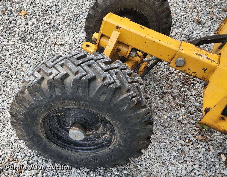 image for item JA9852 Vermeer SC252  stump grinder