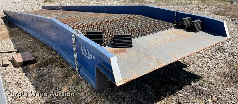 image for item JC9890 Bluff Manufacturing 20SYS8436L  loading dock ramp