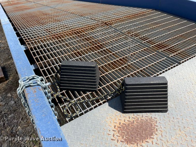 image for item JC9890 Bluff Manufacturing 20SYS8436L  loading dock ramp