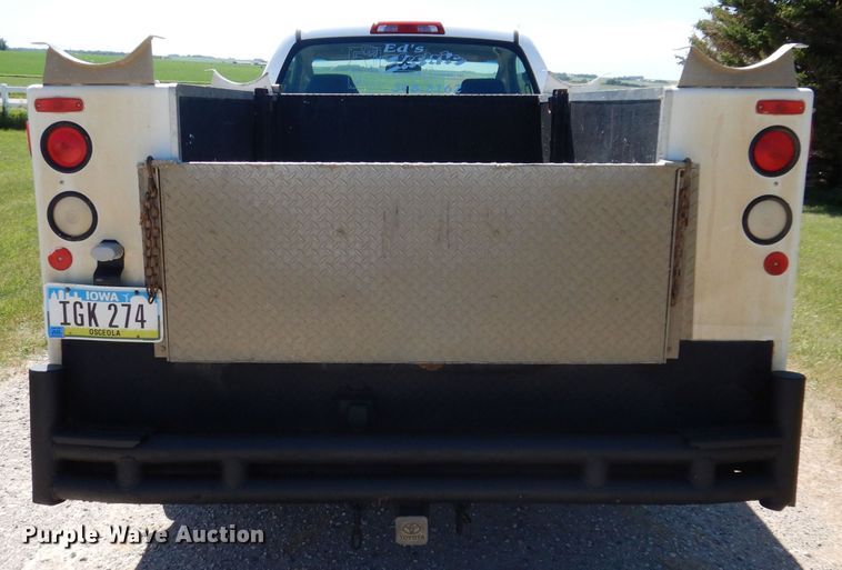 image for item JH9699 2008 Toyota Tundra  utility bed pickup truck