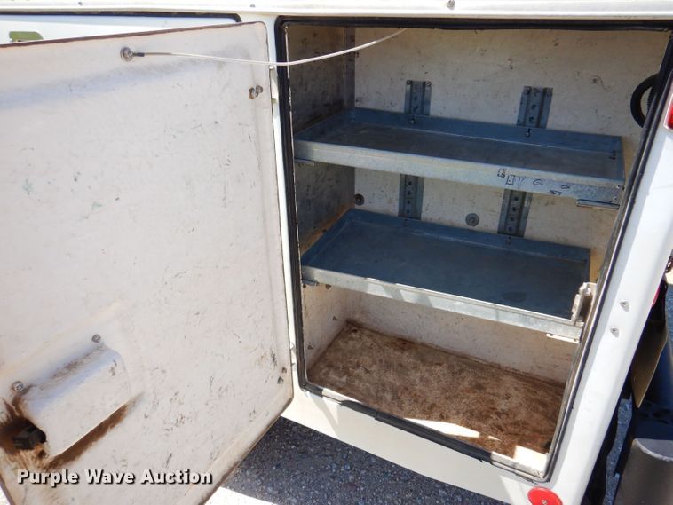 image for item JH9699 2008 Toyota Tundra  utility bed pickup truck