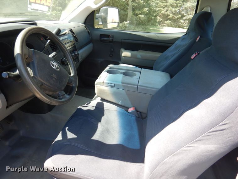 image for item JH9699 2008 Toyota Tundra  utility bed pickup truck