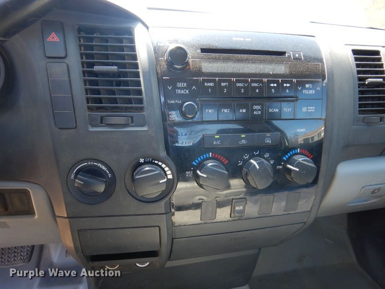 image for item JH9699 2008 Toyota Tundra  utility bed pickup truck