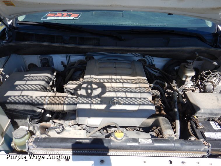 image for item JH9699 2008 Toyota Tundra  utility bed pickup truck