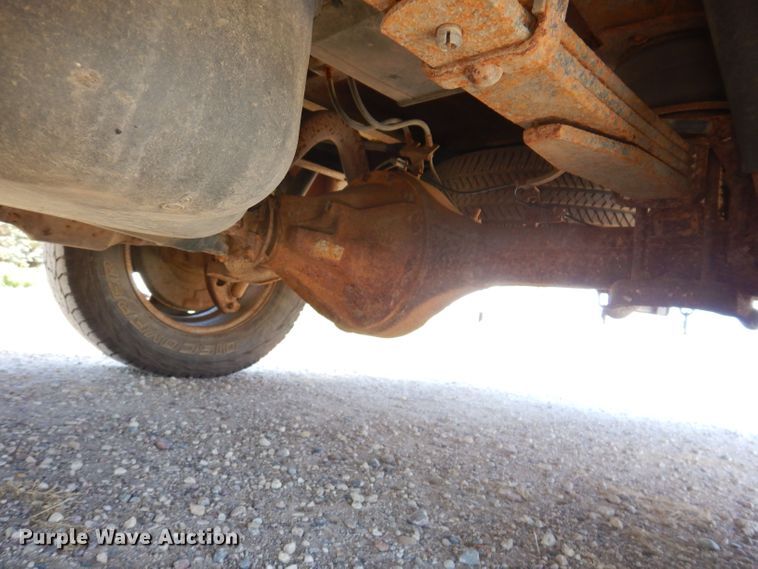 image for item JH9699 2008 Toyota Tundra  utility bed pickup truck