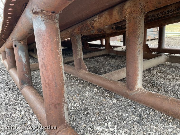 image for item JR9845 Loading ramp