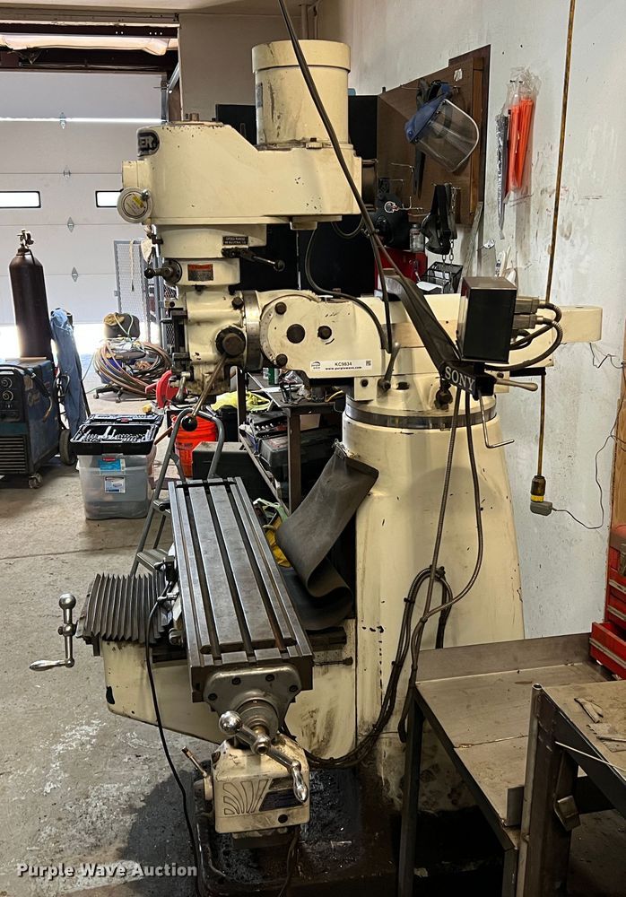 image for item KC9834 Chevalier FM-3VS  milling machine