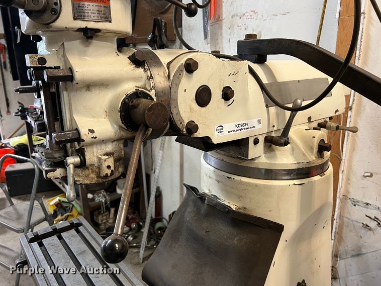 image for item KC9834 Chevalier FM-3VS  milling machine