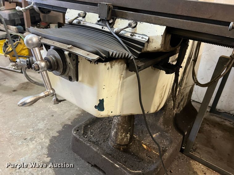 image for item KC9834 Chevalier FM-3VS  milling machine