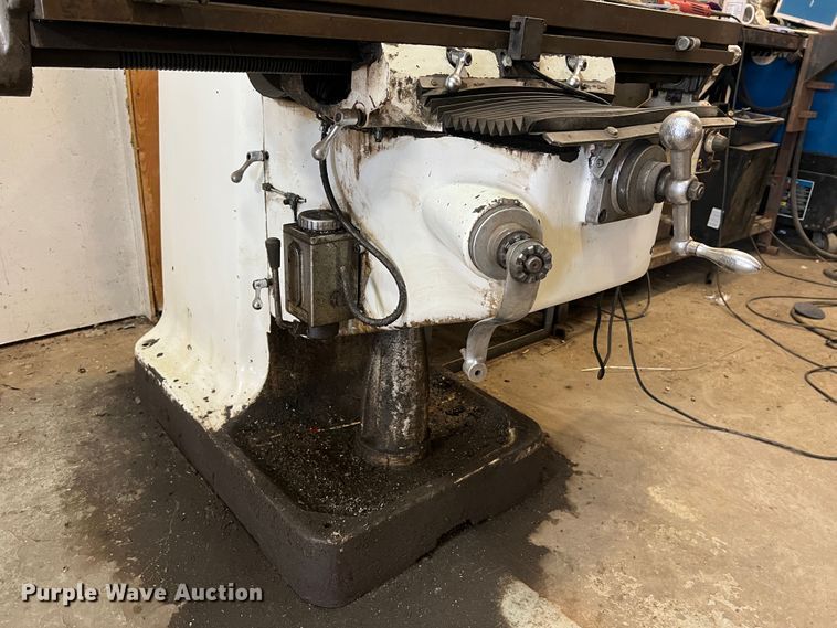 image for item KC9834 Chevalier FM-3VS  milling machine