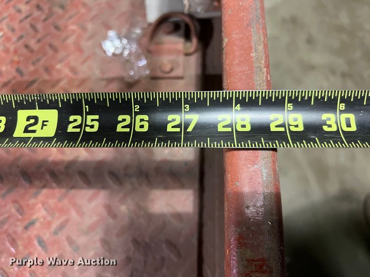 image for item KC9835 2001 Skyjack SJIII 3220  scissor lift