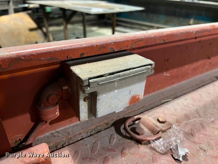 image for item KC9835 2001 Skyjack SJIII 3220  scissor lift