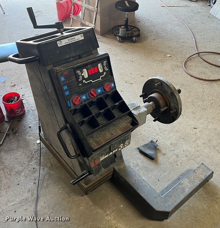 image for item KC9838 JBC 3.5  wheel balancer