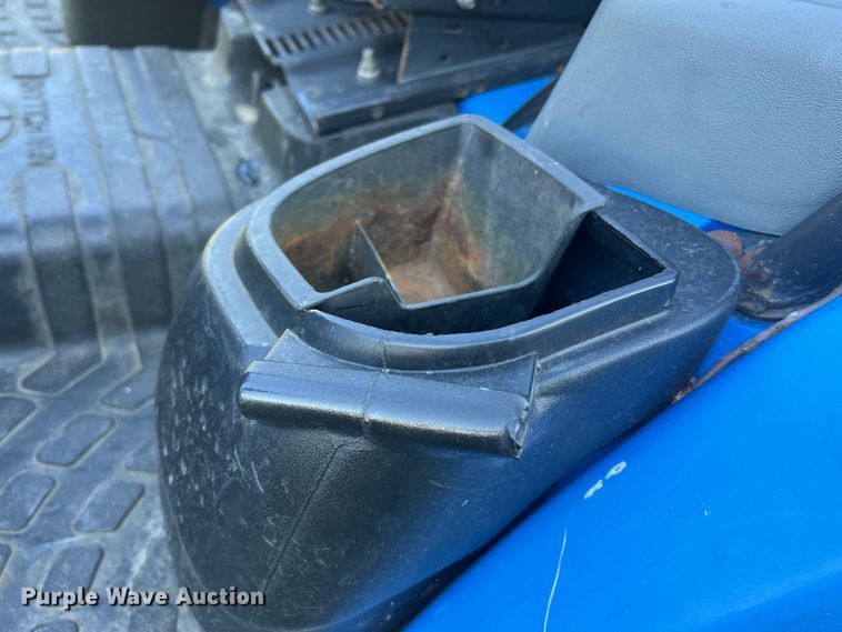 image for item KC9844 New Holland TC40  tractor