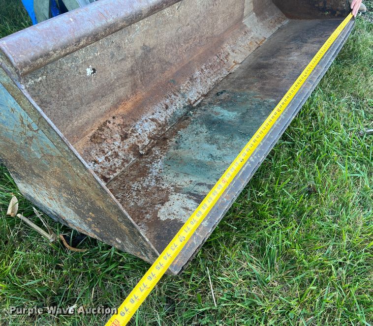 image for item KC9844 New Holland TC40  tractor