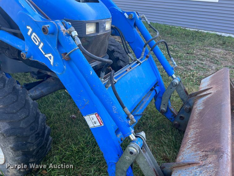 image for item KC9844 New Holland TC40  tractor