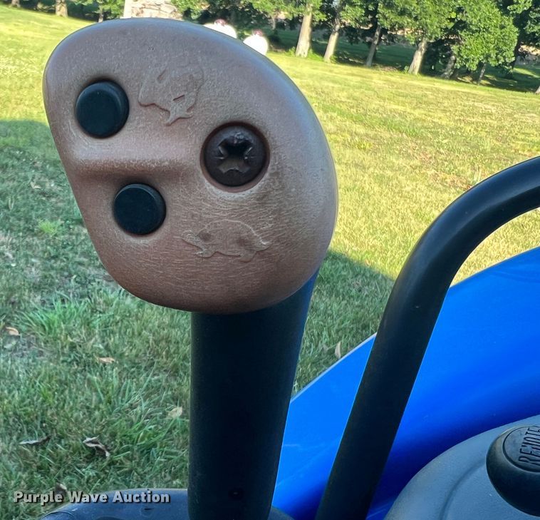 image for item KC9844 New Holland TC40  tractor