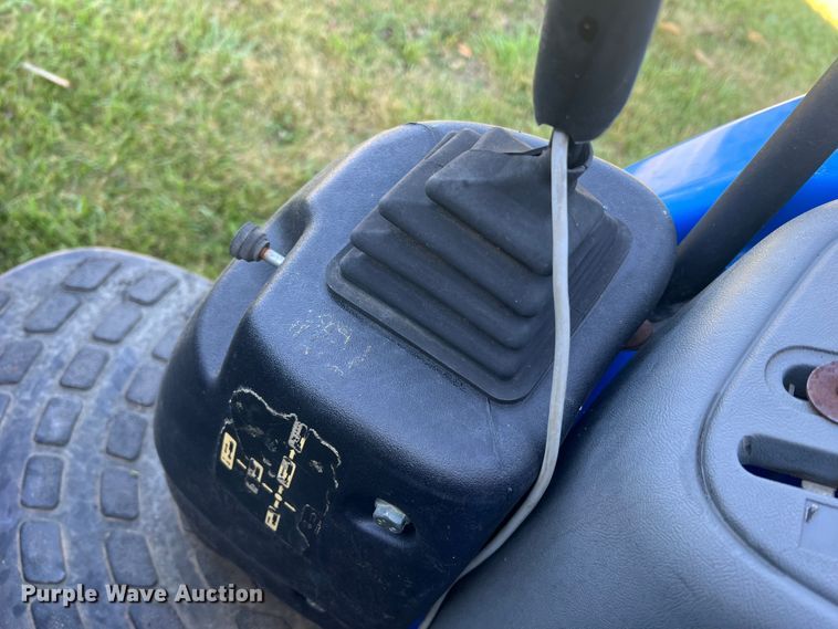 image for item KC9844 New Holland TC40  tractor