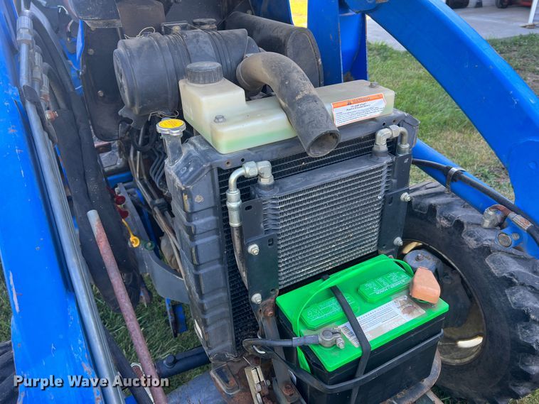 image for item KC9844 New Holland TC40  tractor