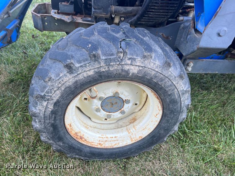 image for item KC9844 New Holland TC40  tractor