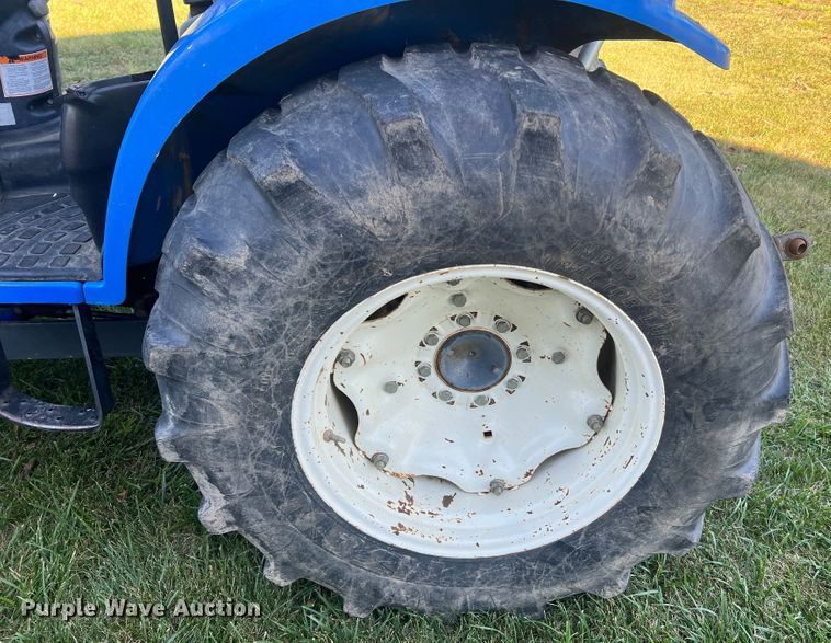 image for item KC9844 New Holland TC40  tractor