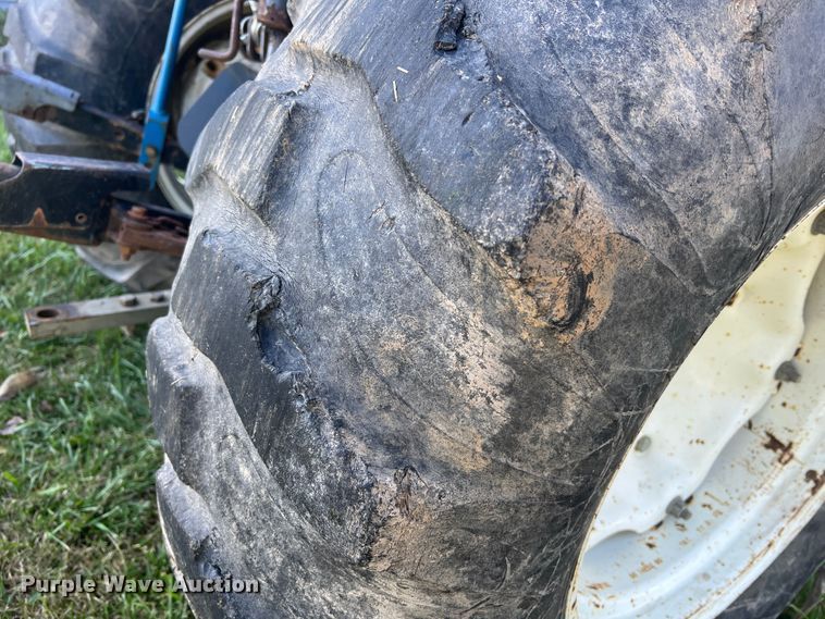 image for item KC9844 New Holland TC40  tractor