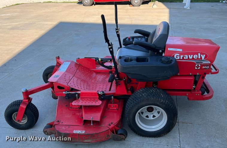 image for item KC9846 Gravely ProMaster PMZ260  ZTR lawn mower