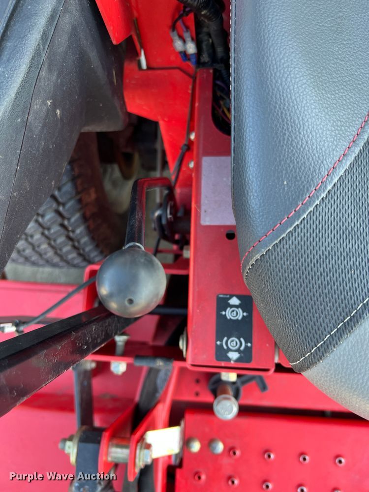 image for item KC9846 Gravely ProMaster PMZ260  ZTR lawn mower