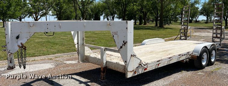 image for item KC9866 1994 Maxwell  equipment trailer