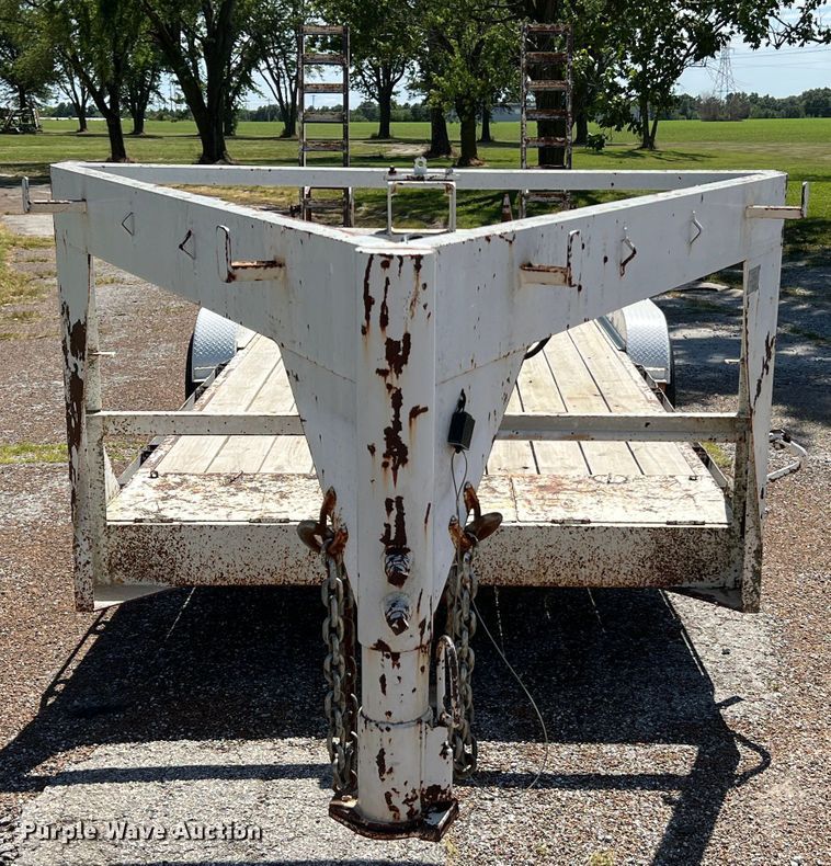 image for item KC9866 1994 Maxwell  equipment trailer