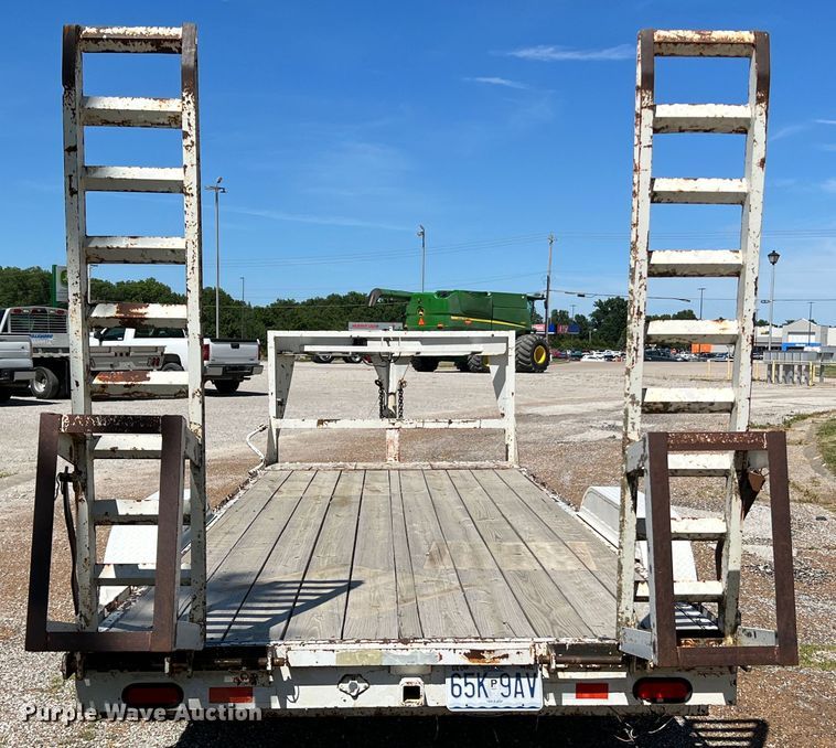 image for item KC9866 1994 Maxwell  equipment trailer