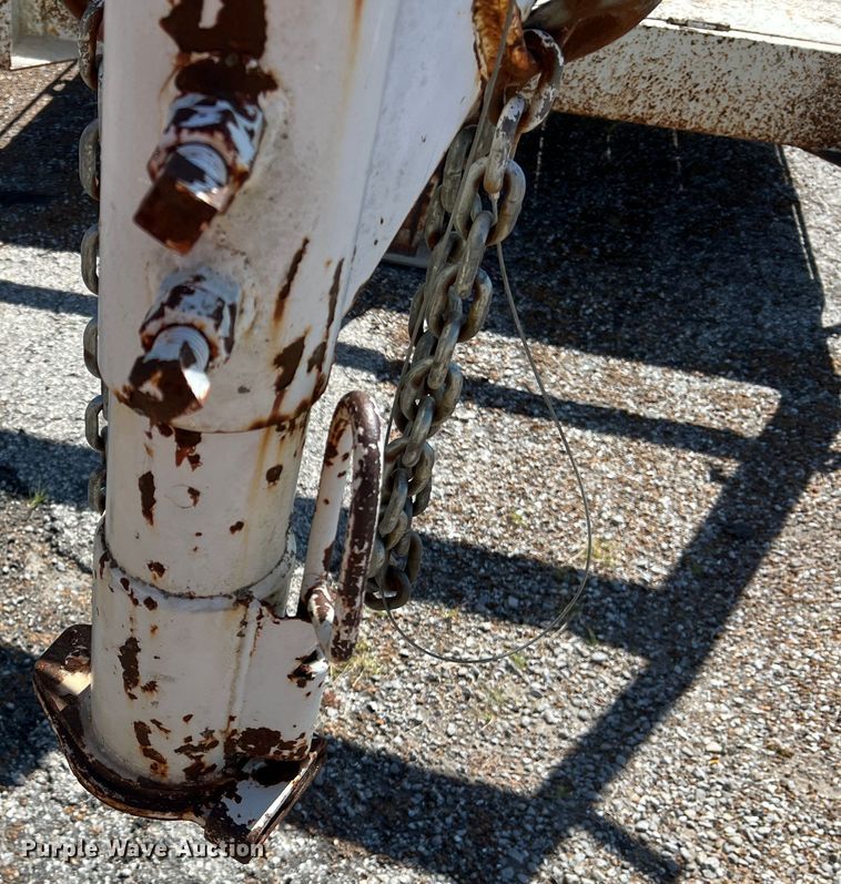 image for item KC9866 1994 Maxwell  equipment trailer